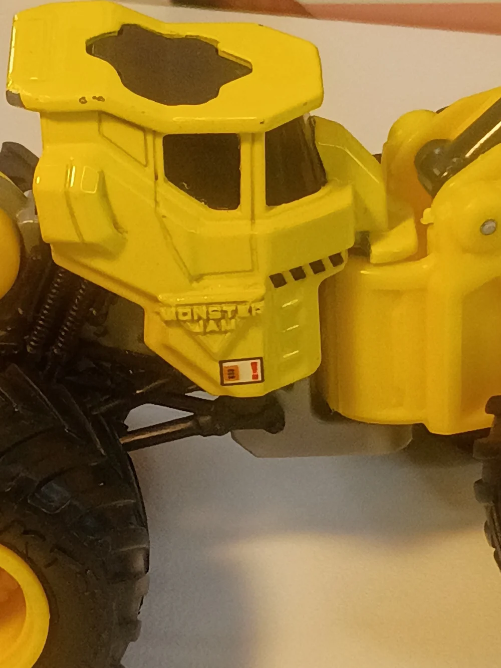 Monster Truck Dirt Squad Scoopz Yellow 1/64 Scale Pre-owned
